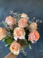 Rosen mit Beiwerk